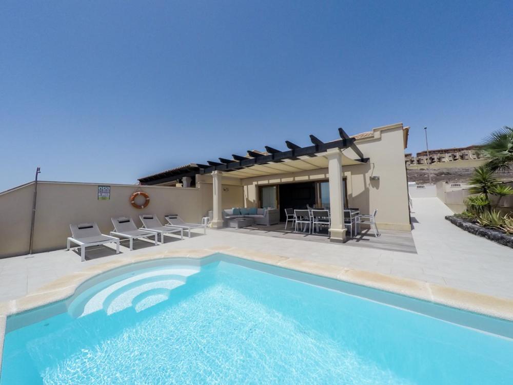Luxurious Villa With Amazing Sea View And Pool Caleta De Fuste Exterior photo